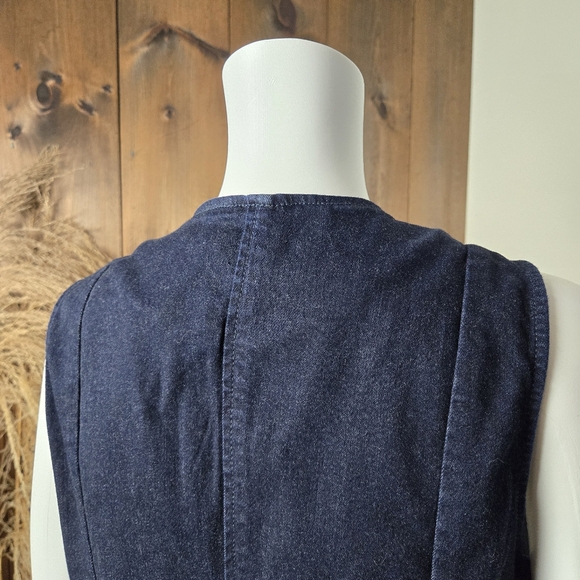 NWT Torrid Studio Denim Buttoned Tailored Stretchy Vest - Picture 9 of 15